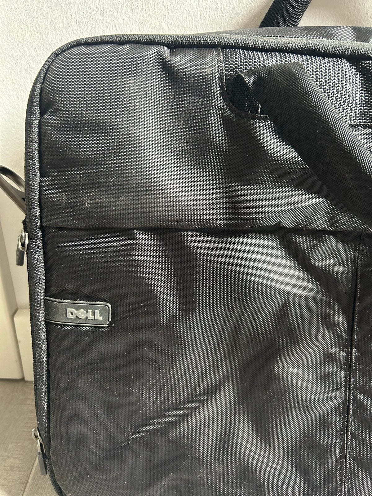 Dell laptop tas zwart, Gebruikt, Gevoerd laptopvak, Dell, Ophalen of Verzenden