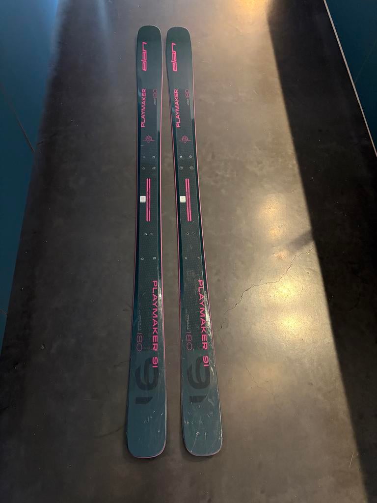 ELAN Playmaker Ski's 24/25 - 180cm - Zo goed als nieuw, Sport en Fitness, Skiën en Langlaufen, Overige merken, 180 cm of meer