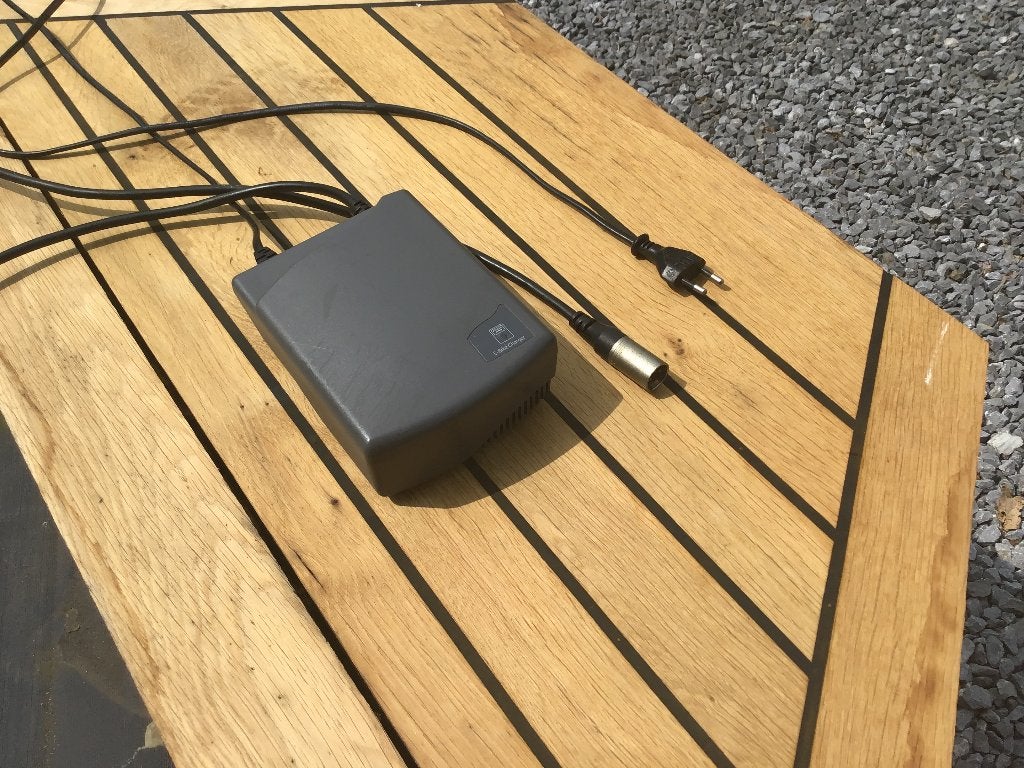 E-Bike oplader Batavus, Sparta, Koga, Ophalen of Verzenden, Gebruikt