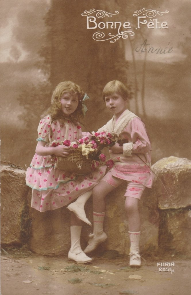 Meisje lang haar en Bloemen. Leuke oude AK., Ophalen of Verzenden, Voor 1920, Gelopen, Kinderen