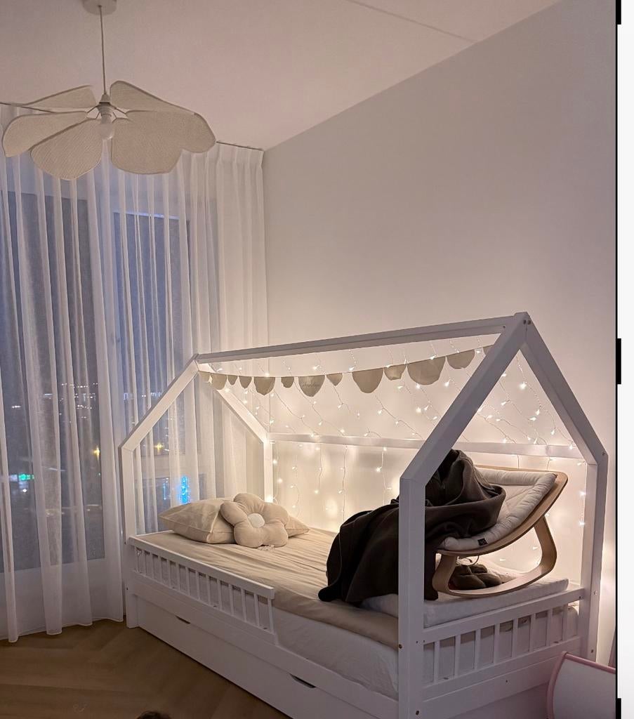 Huis bed met lade splinter nieuw !, Kinderen en Baby's, Kinderkamer | Bedden, Ophalen, 85 tot 100 cm, Nieuw, Matras