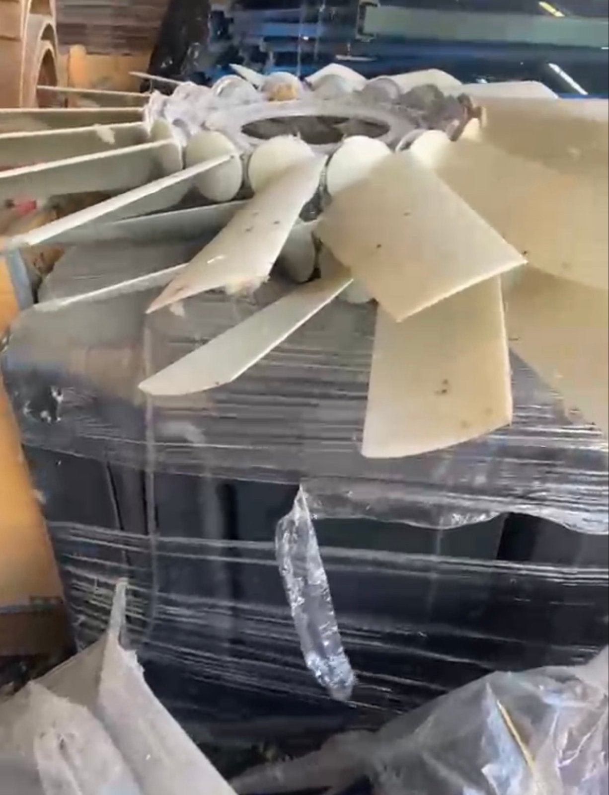 Inboedel restant: Palletstellingen, stalen deuren, hardhout, Ophalen of Verzenden, Mooie dingen, Mooie dingen, Mooie dingen