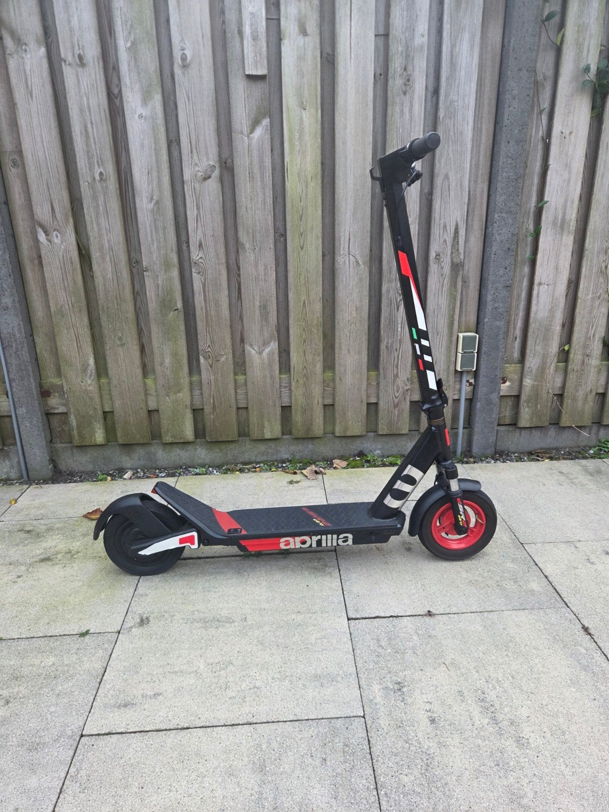 Aprilia elektrische step eSR2 Evo, Ophalen of Verzenden, Zo goed als nieuw, Elektrische step (E-scooter), Aprilia