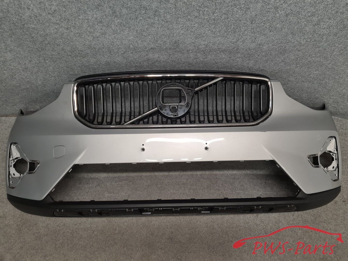 VOLVO XC40 FACELIFT VOORBUMPER GRILL ORIGINEEL, Gebruikt, -, Voor, -