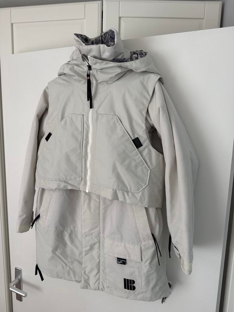Burton Snowboard Jas - Stijlvol en Functionaliteit, Ophalen of Verzenden, Gedragen, Maat 38/40 (M), Jack