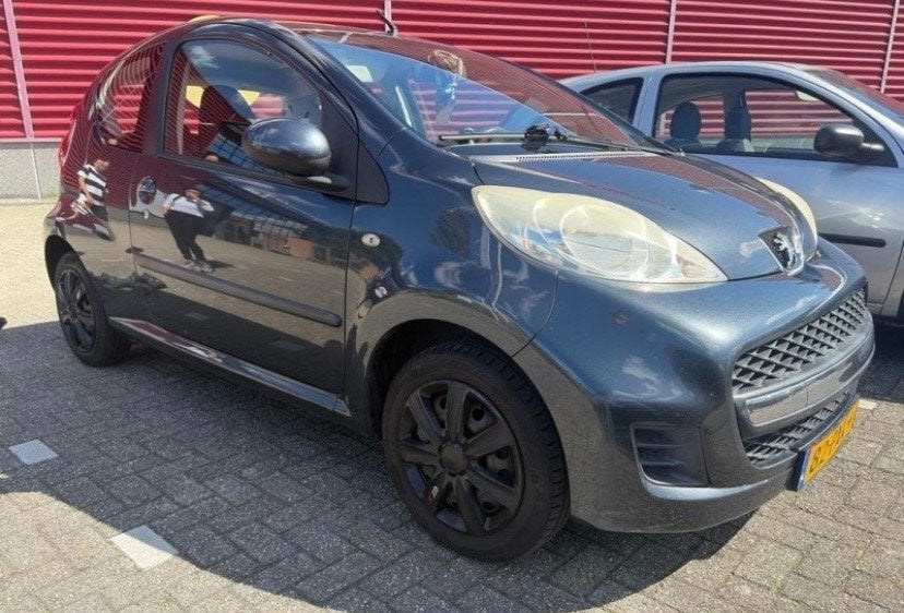 Zeer nette Peugeot 107 • 2009 • 140.000 km • apk feb 2027, Ophalen