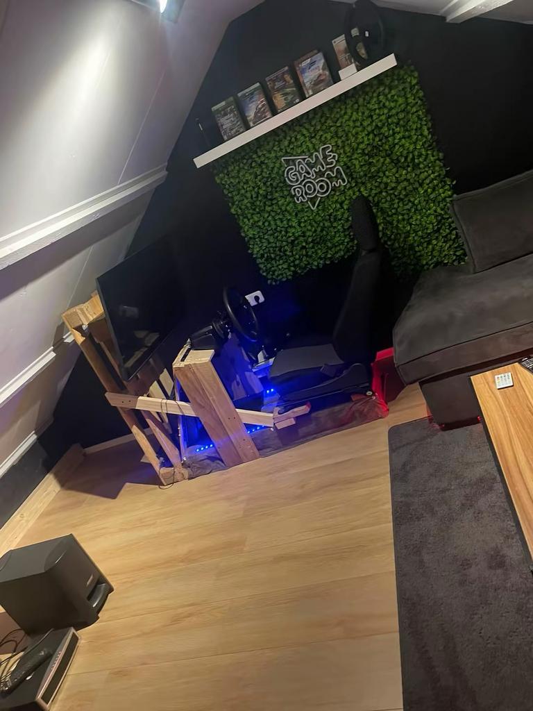 Logitech G920 , Xbox One en TV sim setup, Spelcomputers en Games, Spelcomputers | Overige Accessoires, Gebruikt, Racestuur, Logitech