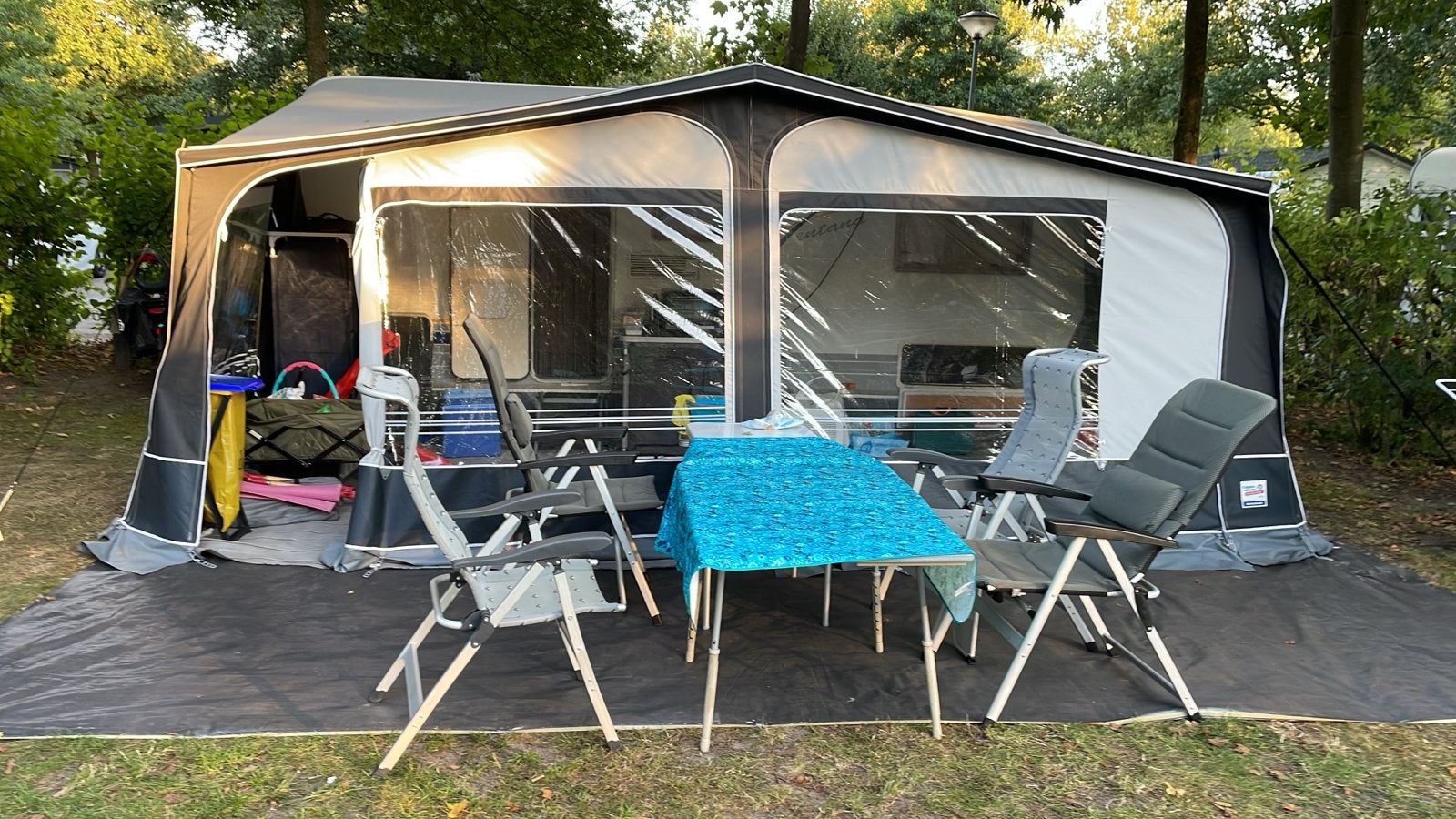 Sindney 240 maat 13 Voortent met Lichtgewicht Frame, Ophalen, Gebruikt, Polyester, Overige merken