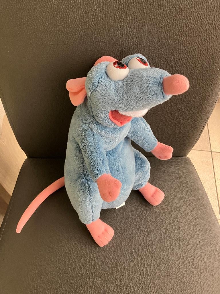 Knuffel Remy ( Ratatouille ) uit Disneyland, Verzamelen, Disney, Zo goed als nieuw, Knuffel, Overige figuren, Ophalen of Verzenden