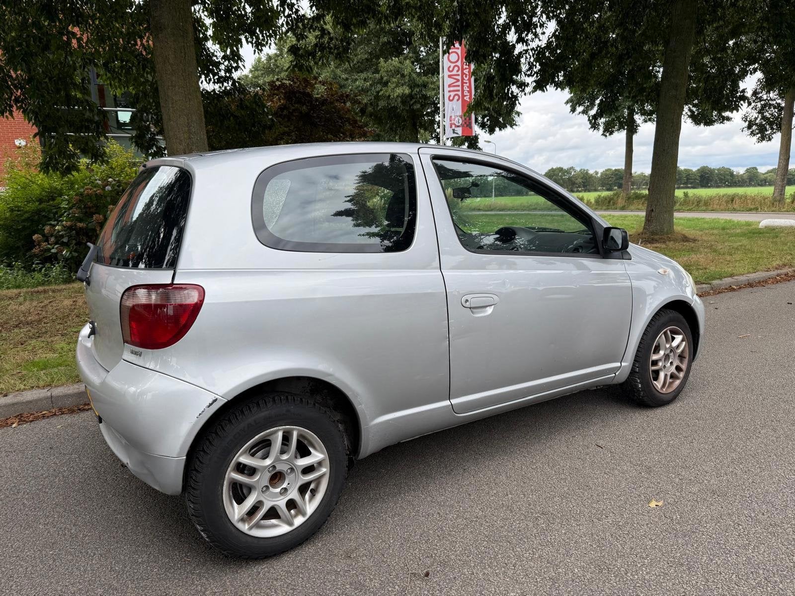 Toyota Yaris 1.3-16V VVT-i YORIN AIRCO, Voorwielaandrijving, 1299 cc, 86 pk, Gebruikt