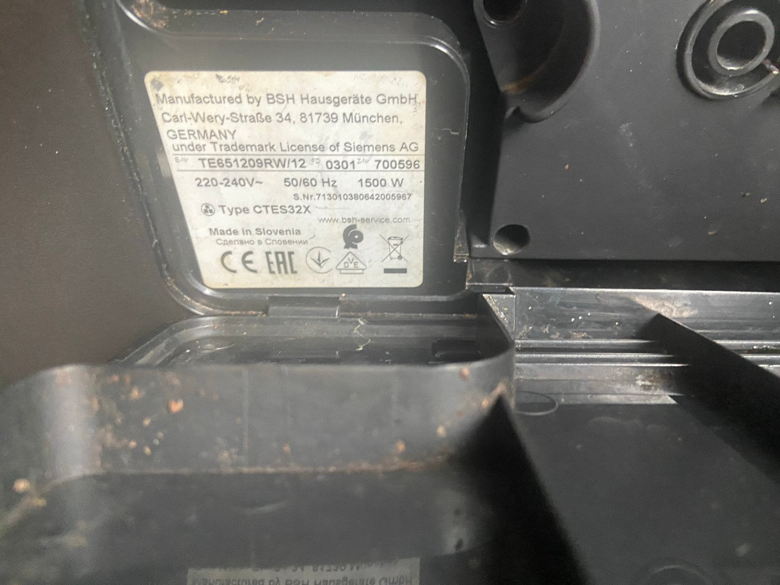 Siemens EQ.6 plus s100 Koffiemachine - 2 stuks defect, Ophalen, Afneembaar waterreservoir, Gebruikt, 10 kopjes of meer