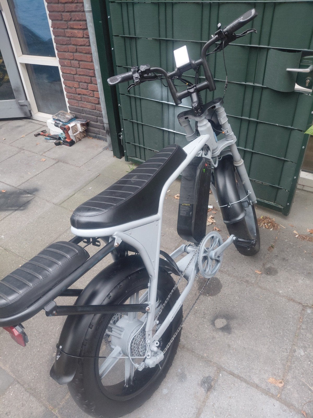 V8 Fatbike – Incl. oplader en achterzitje, Ophalen, Gebruikt, Overige modellen, Maximaal 25 km/u