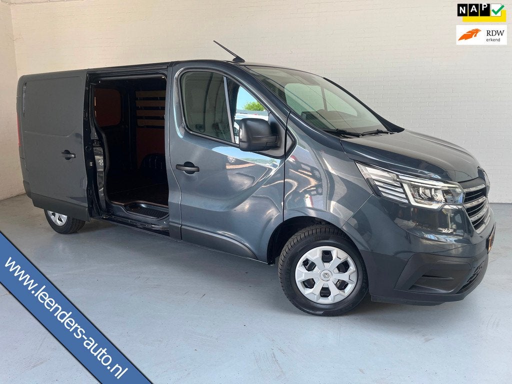 Renault Trafic 2.0 dCi 110pk euro6 T30 L2H1 Comfort 3Persoon, Auto's, Bestelauto's, Voorwielaandrijving, Stof, Gebruikt, 4 cilinders