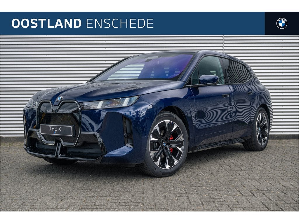 BMW iX xDrive45 M Sport / Trekhaak / M Multifunctionele Stoe, Auto's, BMW, Bedrijf, Te koop, iX, 4x4, Airconditioning, Automatische klimaatregeling