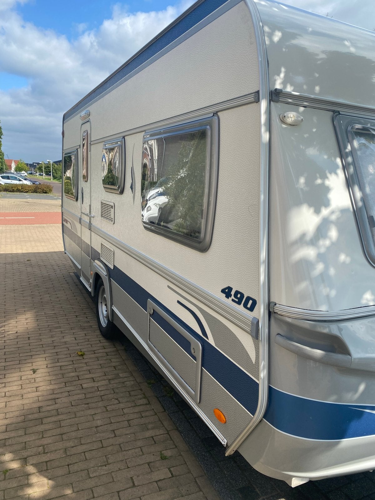 Fendt 490 caravan met airco en mover uit september 2006, Vast bed, Rondzit, Airco, Particulier