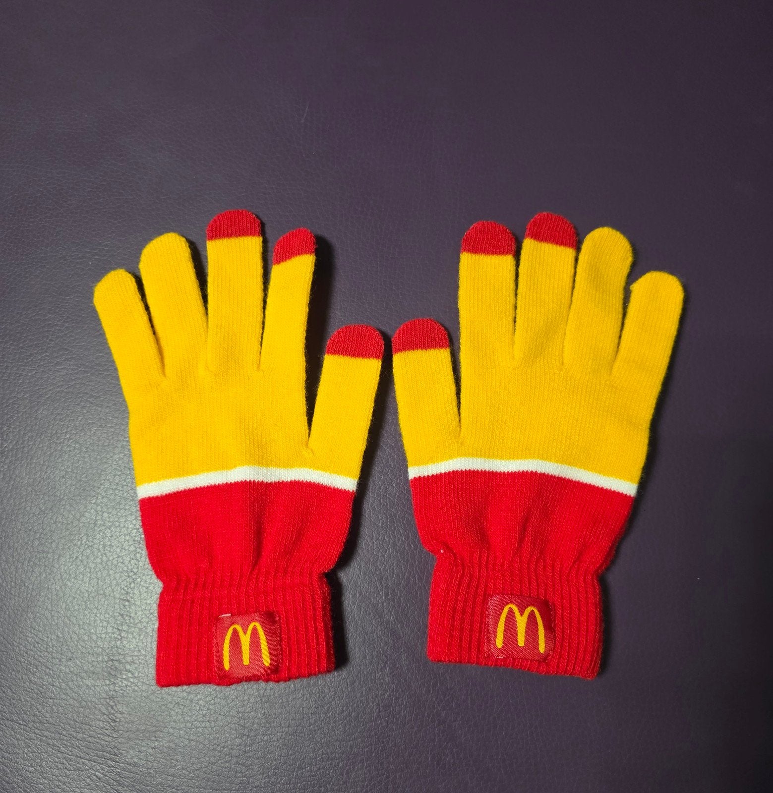 McDonald's  Handschoenen - Geel/Rood, Maat 38/40 (M), McDonald's, Nieuw, Ophalen of Verzenden