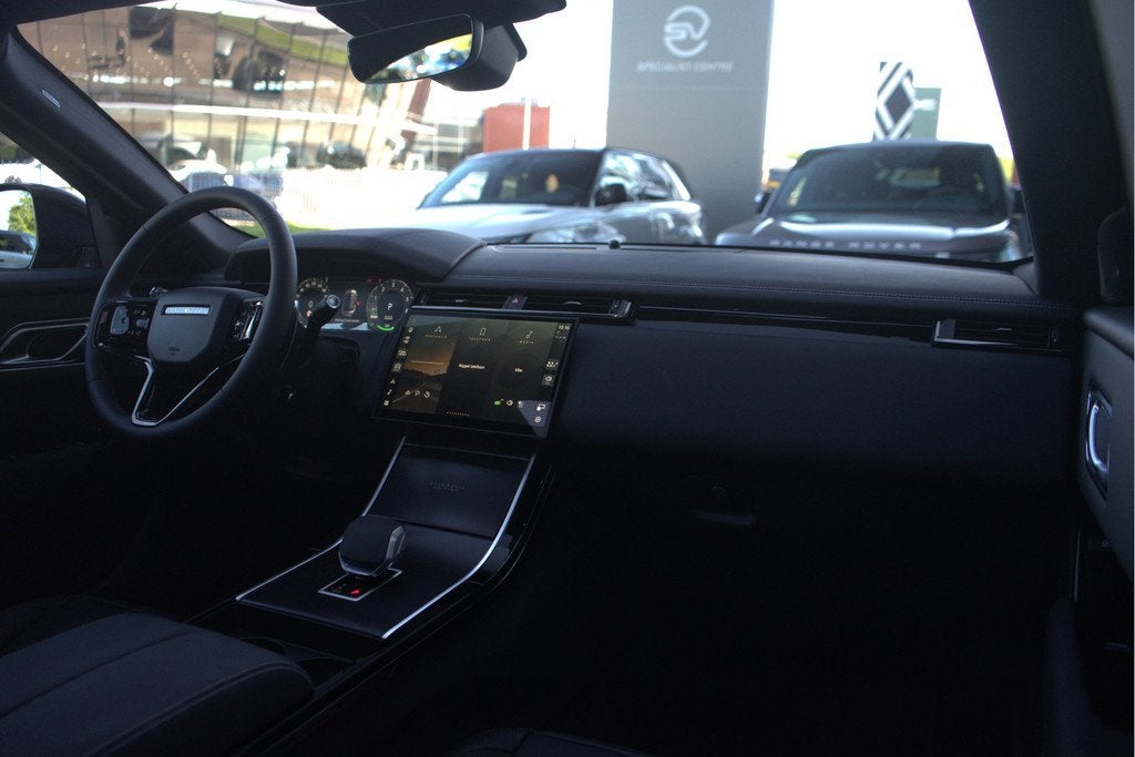 Land Rover Range Rover Velar 2.0 P400e AWD Belgravia Edition, Auto's, Land Rover, Automaat, 12 maanden, Zwart, 4 cilinders