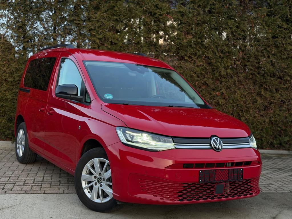 Volkswagen Caddy Combi 1.5 TSI Style 5p Camera Standkachel, Stof, Zwart, 116 pk, Bedrijf