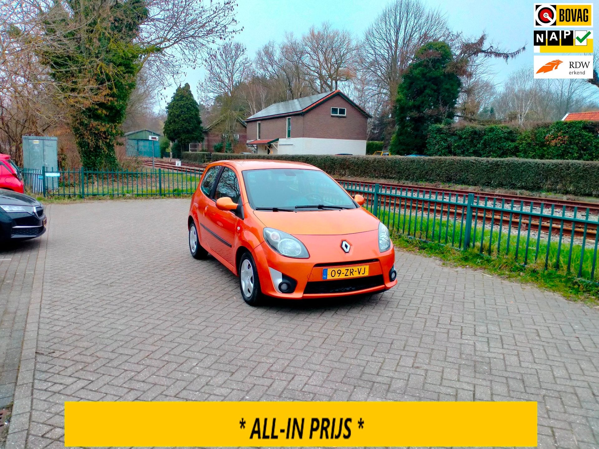 Renault Twingo 1.2-16V Dynamique airco cruise dubbele achter, Voorwielaandrijving, Metallic lak, Gebruikt, 4 stoelen