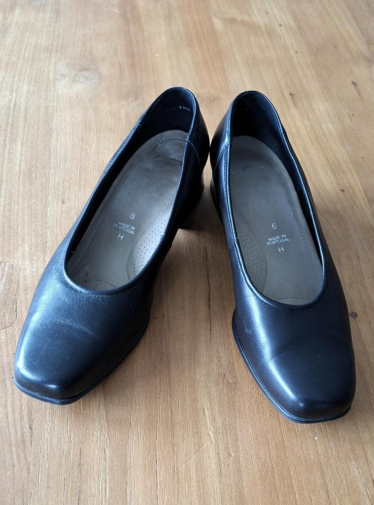 Ara Dames schoenen Donker Blauw *  Maat - 6 (39)  H Breedte, Ophalen of Verzenden, Zo goed als nieuw, Blauw, Pumps