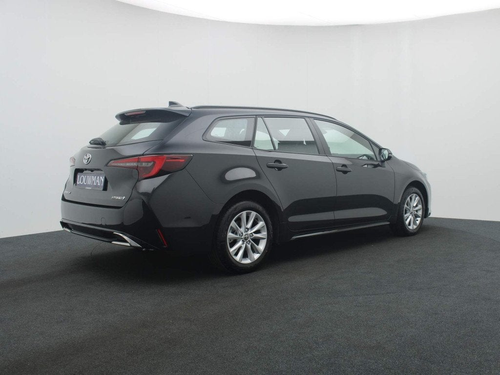 Toyota Corolla Touring Sports Hybrid 140 Active (bj 2026), 12 maanden, 4 cilinders, Corolla, Zwart