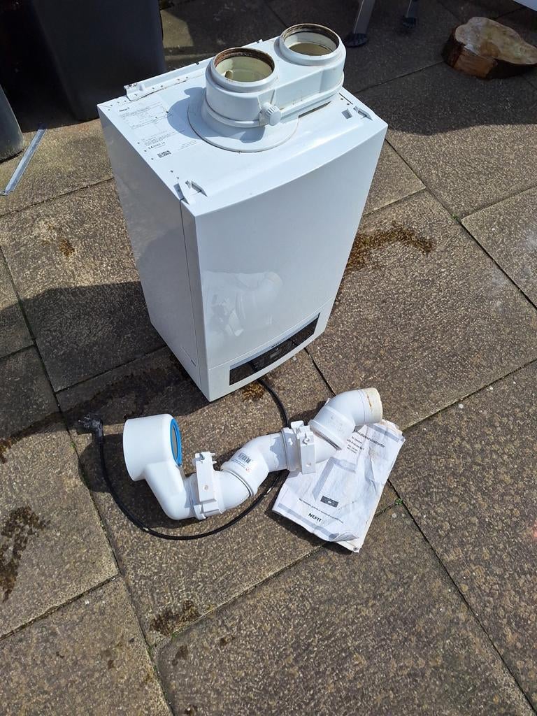 Nefit Proline HR cv-ketel ( weinig gebruikt), Doe-het-zelf en Verbouw, Verwarming en Radiatoren, 30 tot 80 cm, Cv-ketel of Combi-ketel