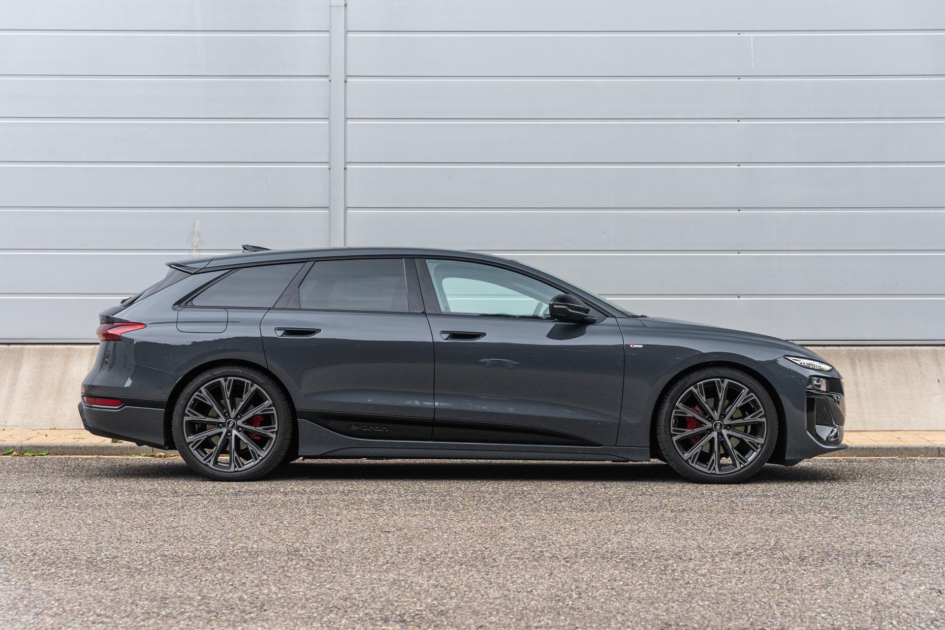 Audi A6 Avant e-tron 286pk S edition 83 kWh | Trekhaak | Sch, Automaat, Achterwielaandrijving, Verwarmde buitenspiegels, 83 kWh
