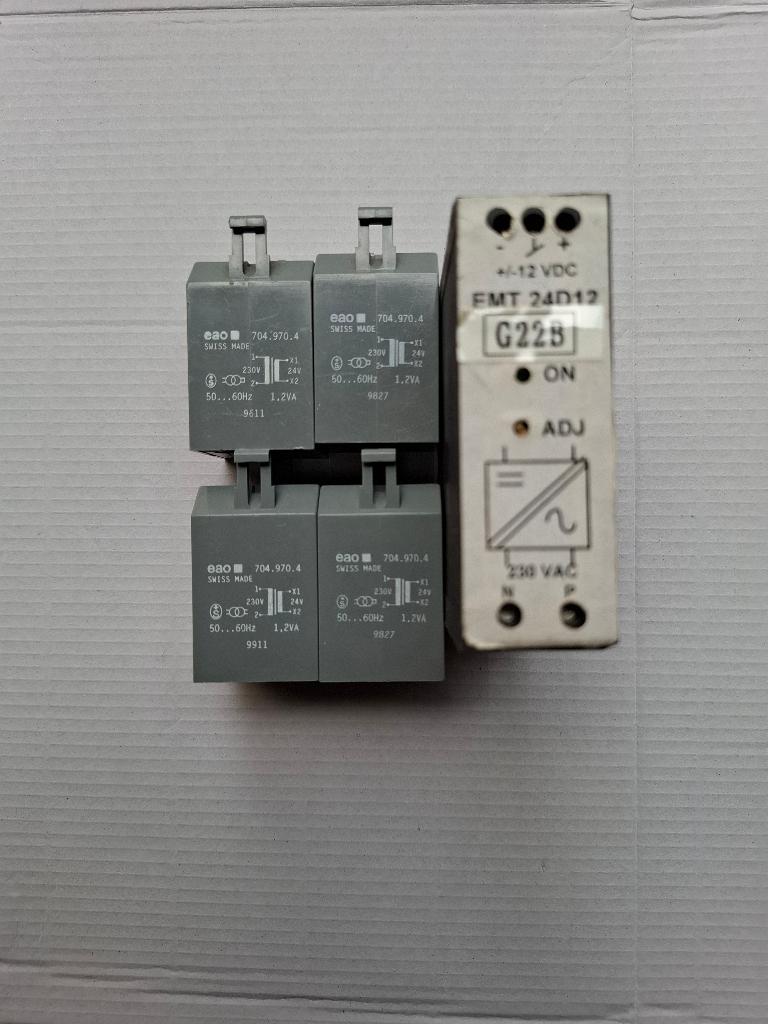 Elektronica 5 Transformatoren 230V - 24V en 12V, Hobby en Vrije tijd, Elektronica-componenten, Ophalen of Verzenden, Nieuw