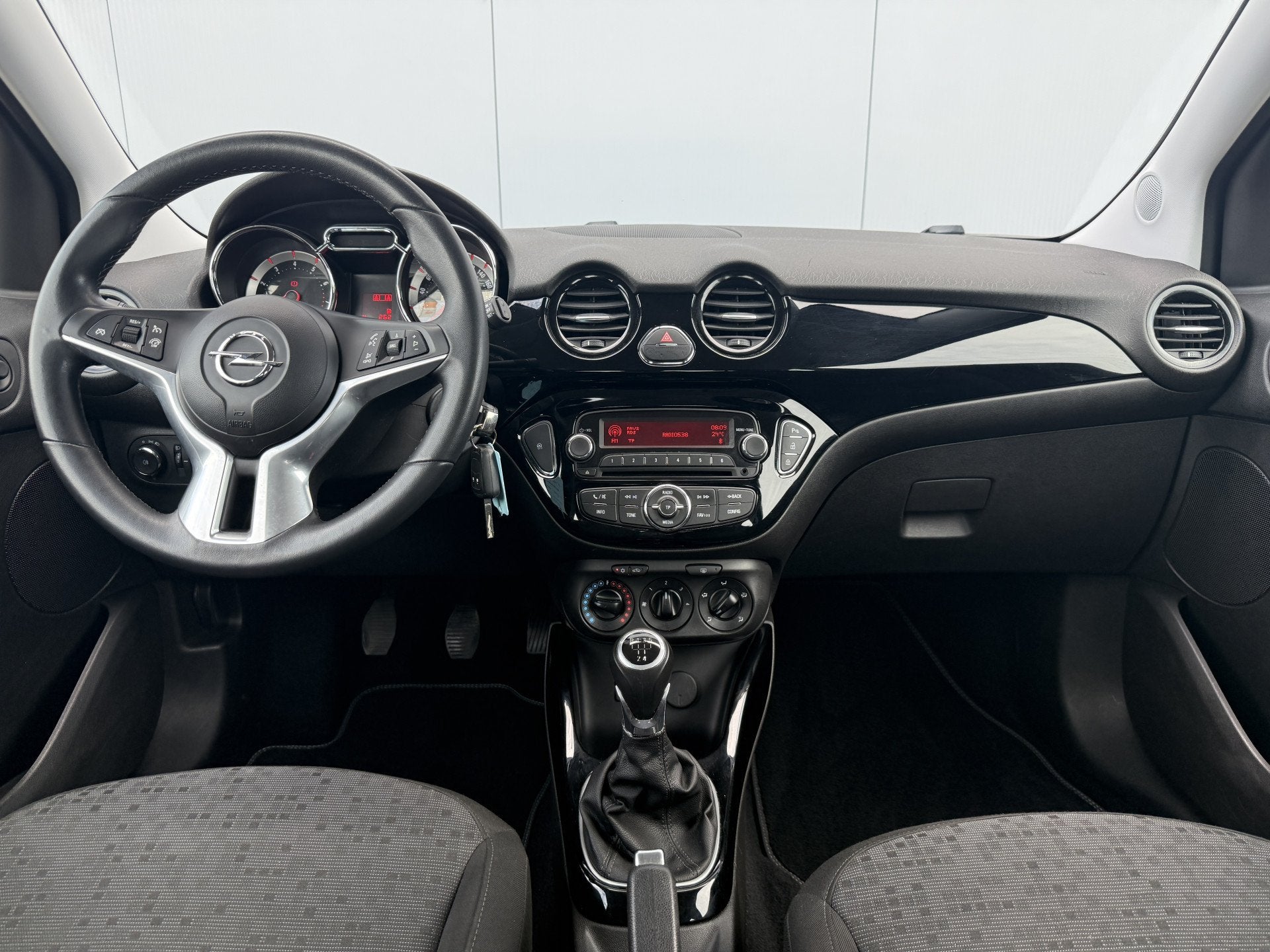 Opel ADAM 1.2 Airco/Bluetooth/16inch. (bj 2017), Voorwielaandrijving, Euro 6, 4 cilinders, 4 stoelen