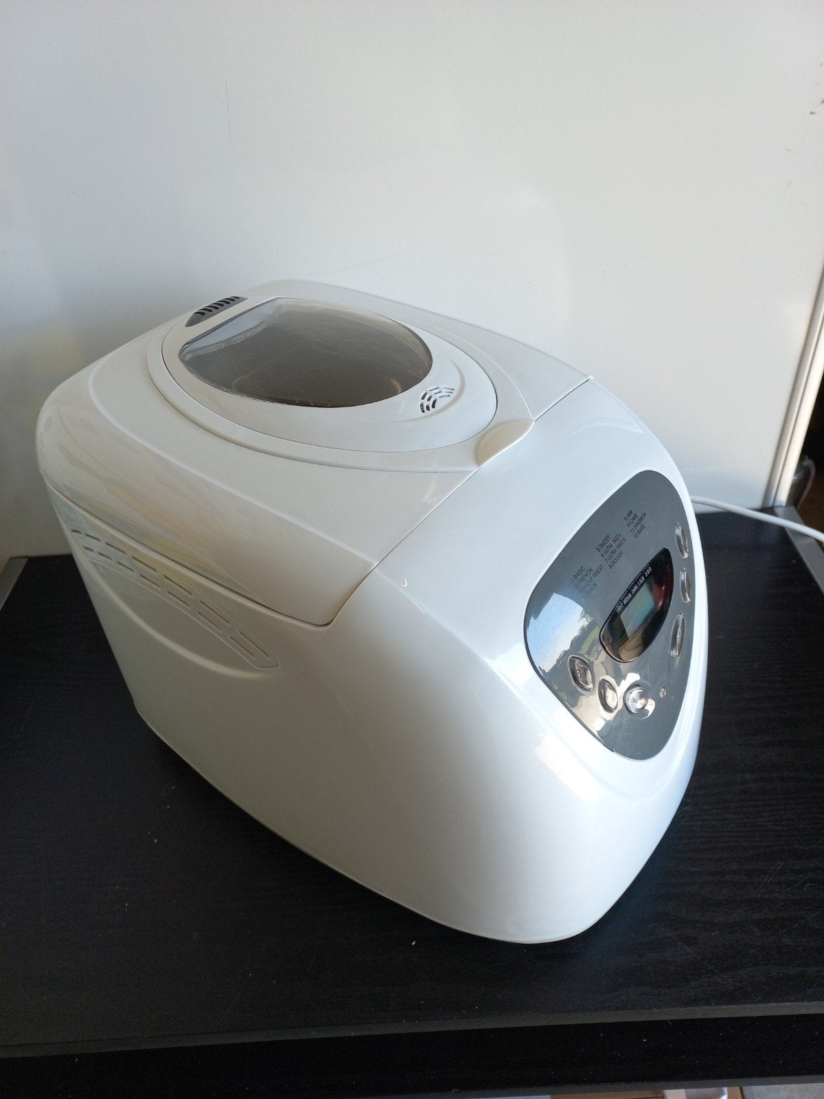 Broodbakmachine - Zo goed als nieuw, Met timer, Kijkvenster, 800 tot 1200 gram deeg, Ophalen of Verzenden