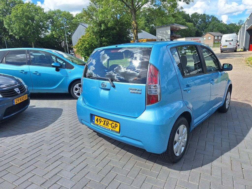 Daihatsu Sirion 2 1.0-12V Premium / Zuinig en betrouwbaar /, Auto's, Daihatsu, Voorwielaandrijving, Gebruikt, Blauw, Bedrijf