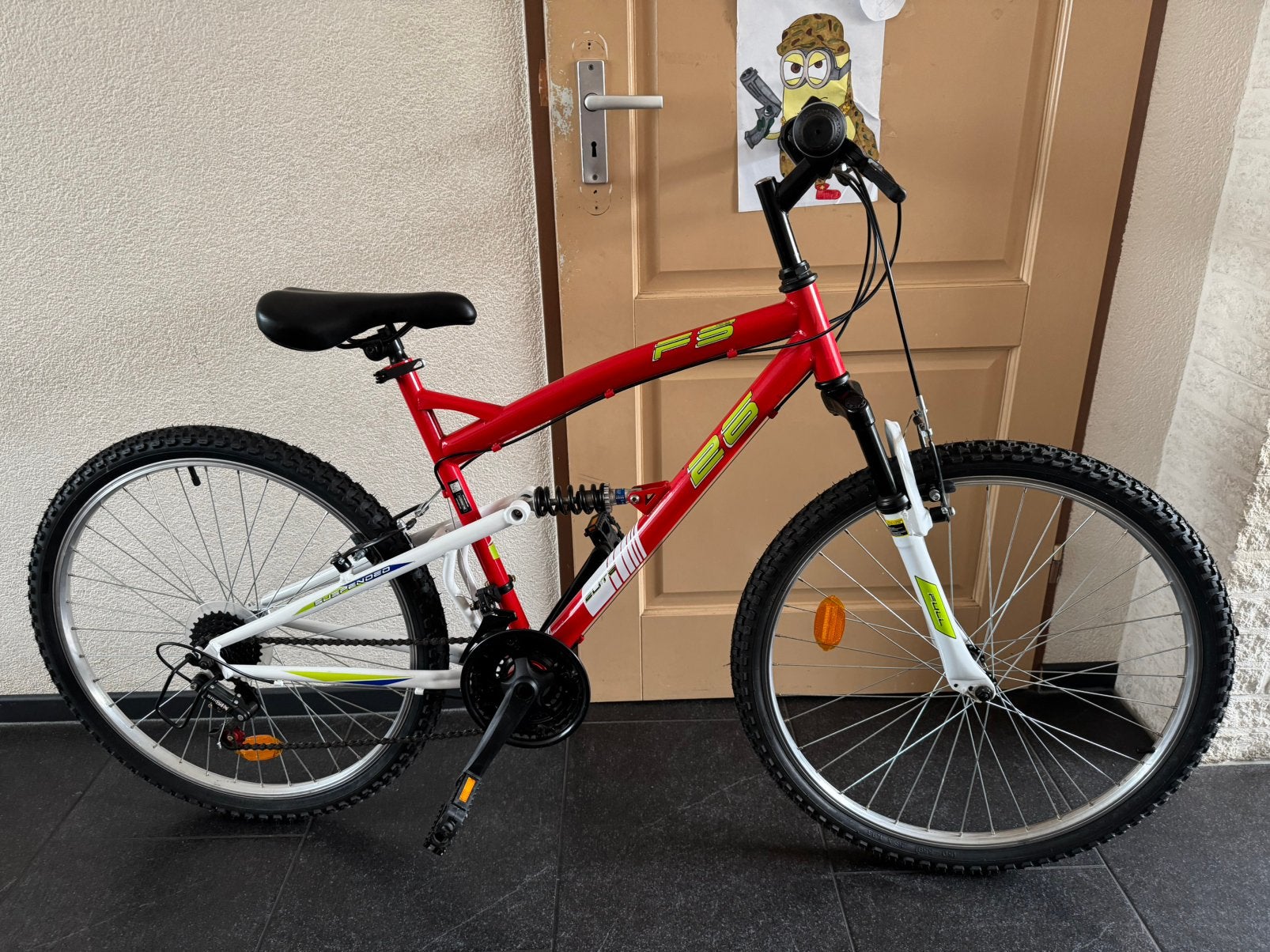 IN NIEUWSTAAT Stoere mountainbike / jongensfiets 26 inch, Fietsen en Brommers, Fietsen | Jongens, Ophalen, Zo goed als nieuw, 26 inch of meer