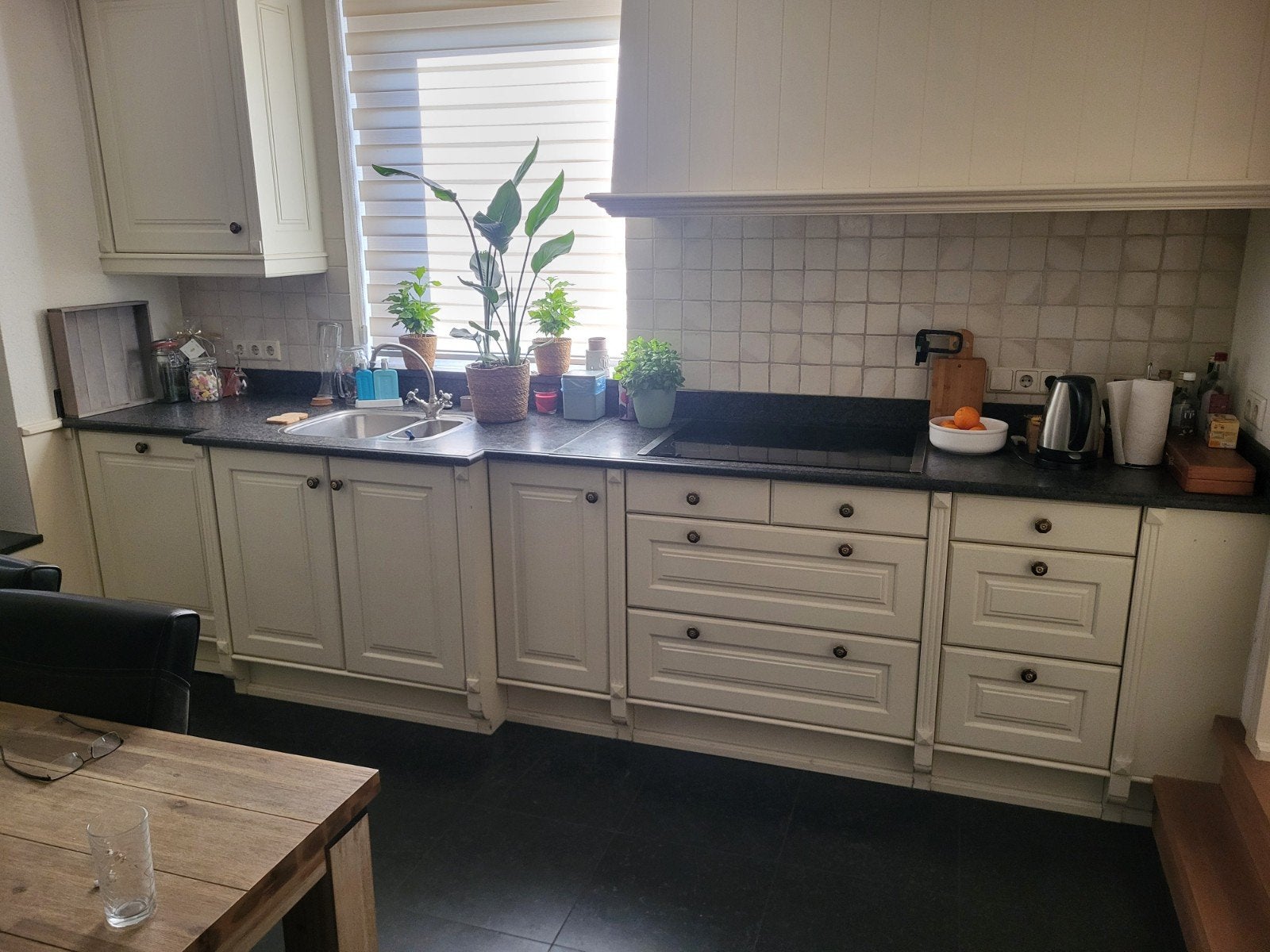 Landelijke keuken met buffetkast en apparatenwand, Ophalen, Gebruikt, Overige typen, Graniet of Steen