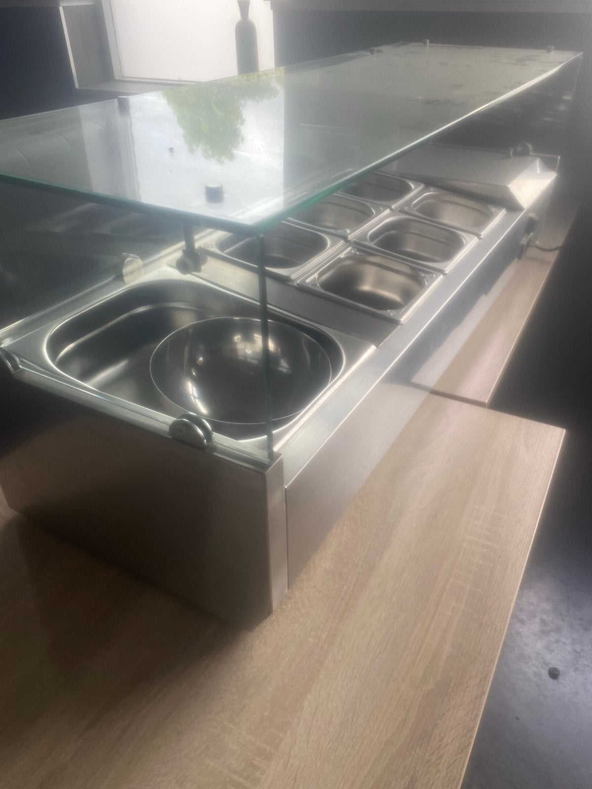 Diverse horeca apparatuur: Diepvries, spoelbakken, koelvitri, Ophalen, Gebruikt, Koelen en Vriezen