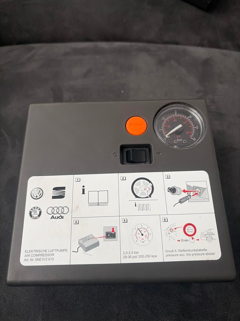 Audi Luchtpomp / Bandencompressor - Origineel, Minder dan 25 liter, Ophalen of Verzenden, Minder dan 200 liter/min