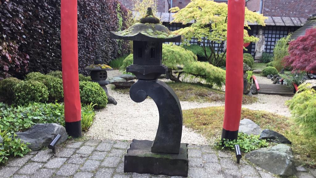 Rankei-Japanse lantaarn-lavasteen, Tuin en Terras, Tuinbeelden, Ophalen of Verzenden, Zo goed als nieuw, Hout, Overige typen