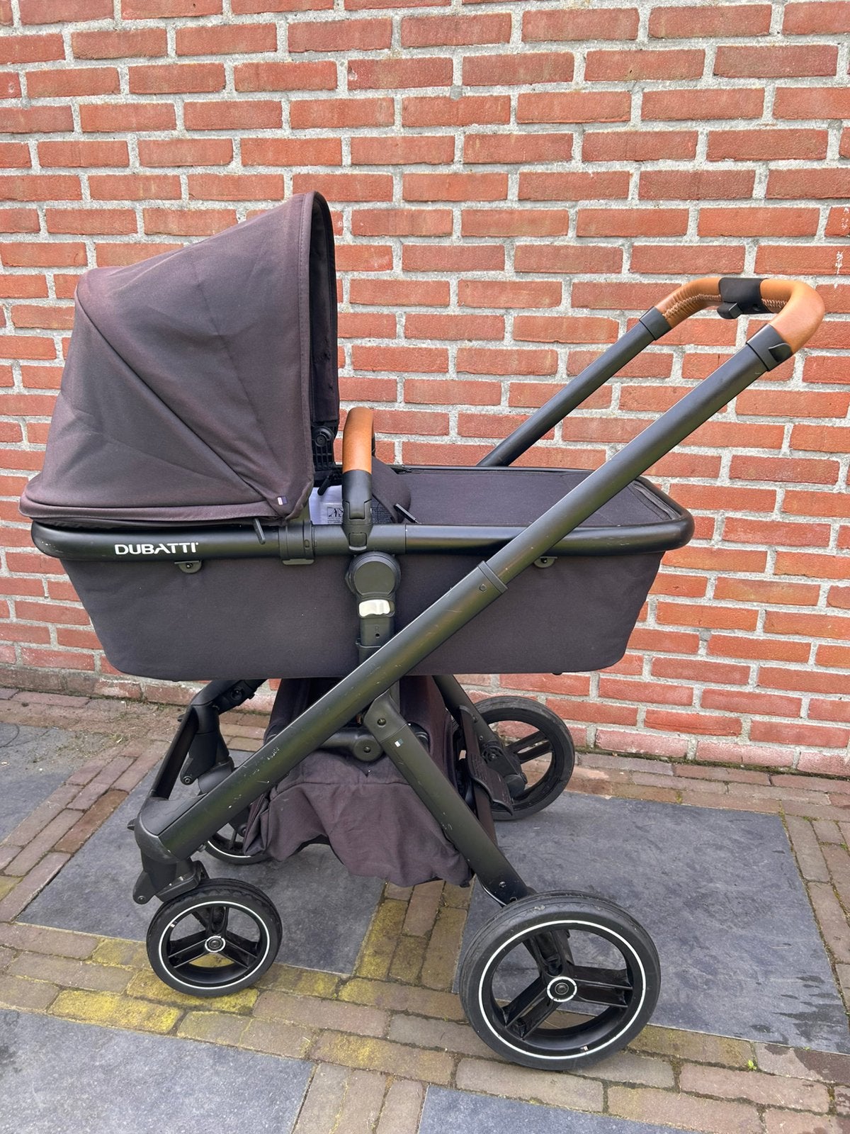Dubatti One kinderwagen - Zwart, Kinderen en Baby's, Kinderwagens en Combinaties, Zo goed als nieuw, Combiwagen, Met reiswieg