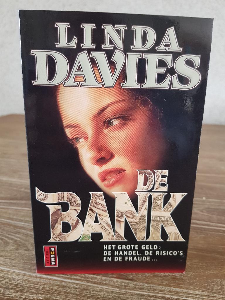 De Bank - Linda Davies, Ophalen of Verzenden, Zo goed als nieuw, Linda Davies