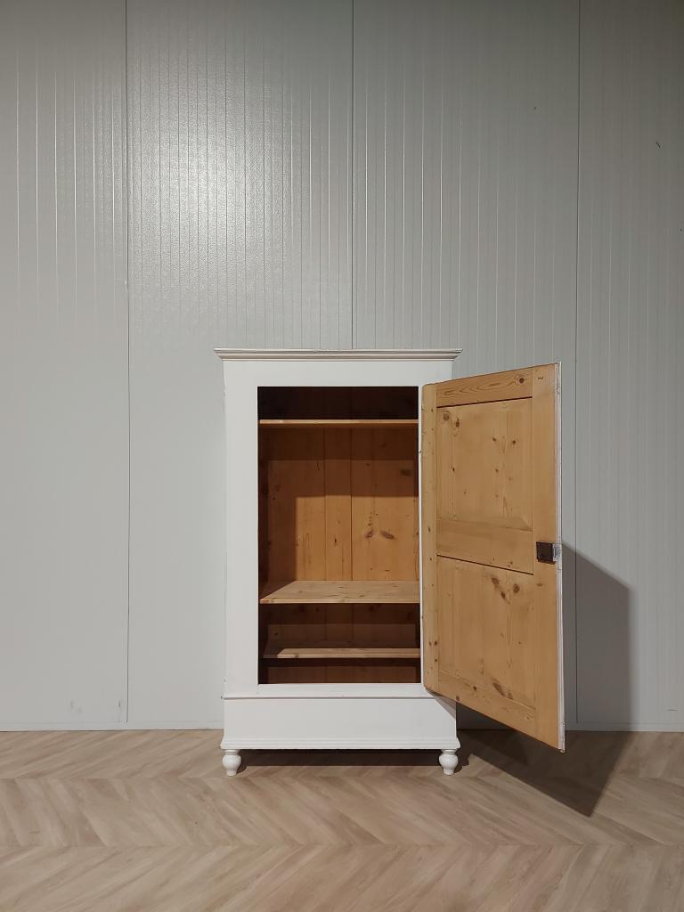 Landelijke klassieke kast, eendeurskast,linnenkast, hangkast, Ophalen of Verzenden
