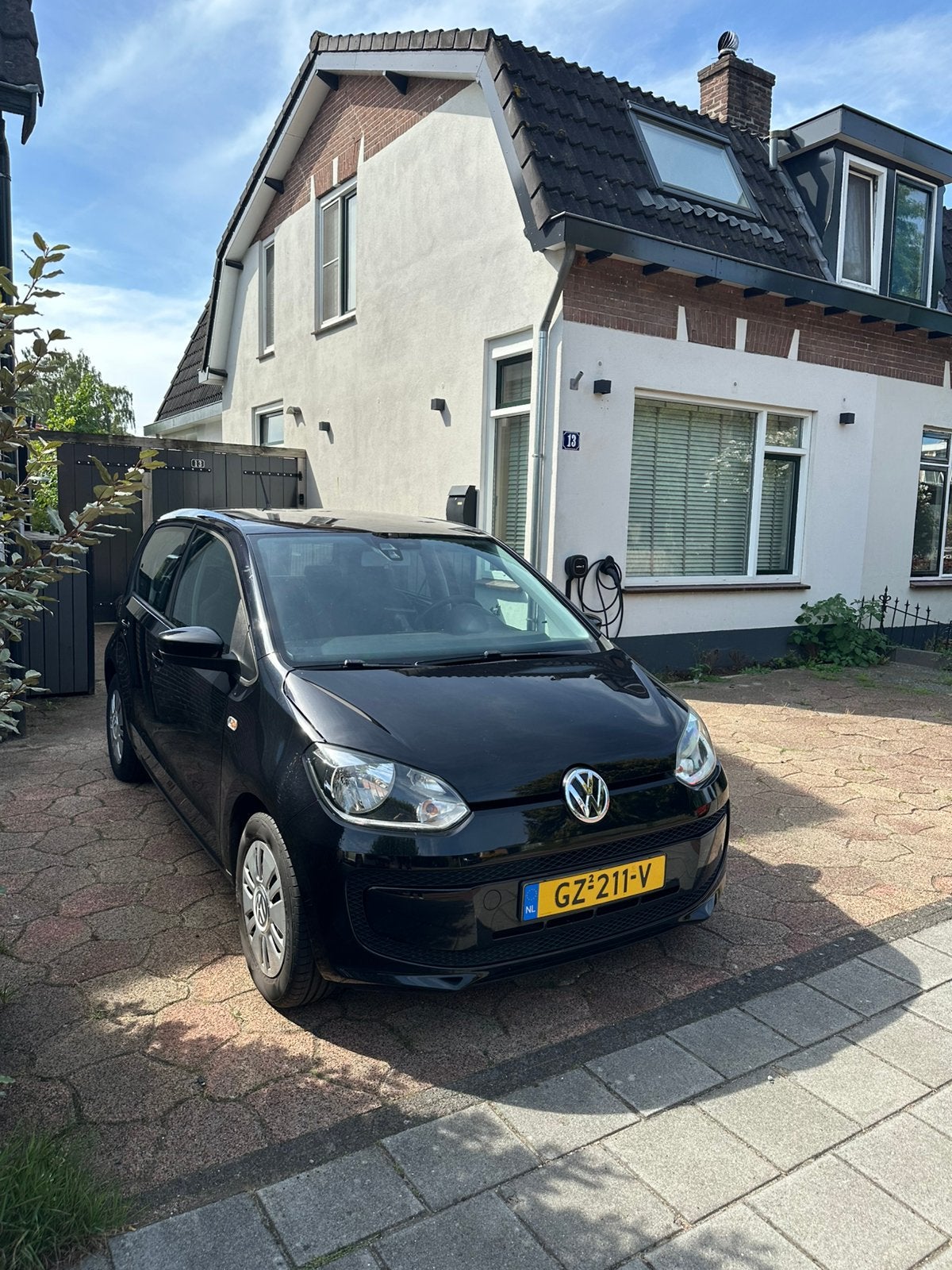 Volkswagen up! 1.0 44KW/60PK 5-DRS 2015 Zwart, Auto's, Voorwielaandrijving, Up!, 840 kg, 4 stoelen