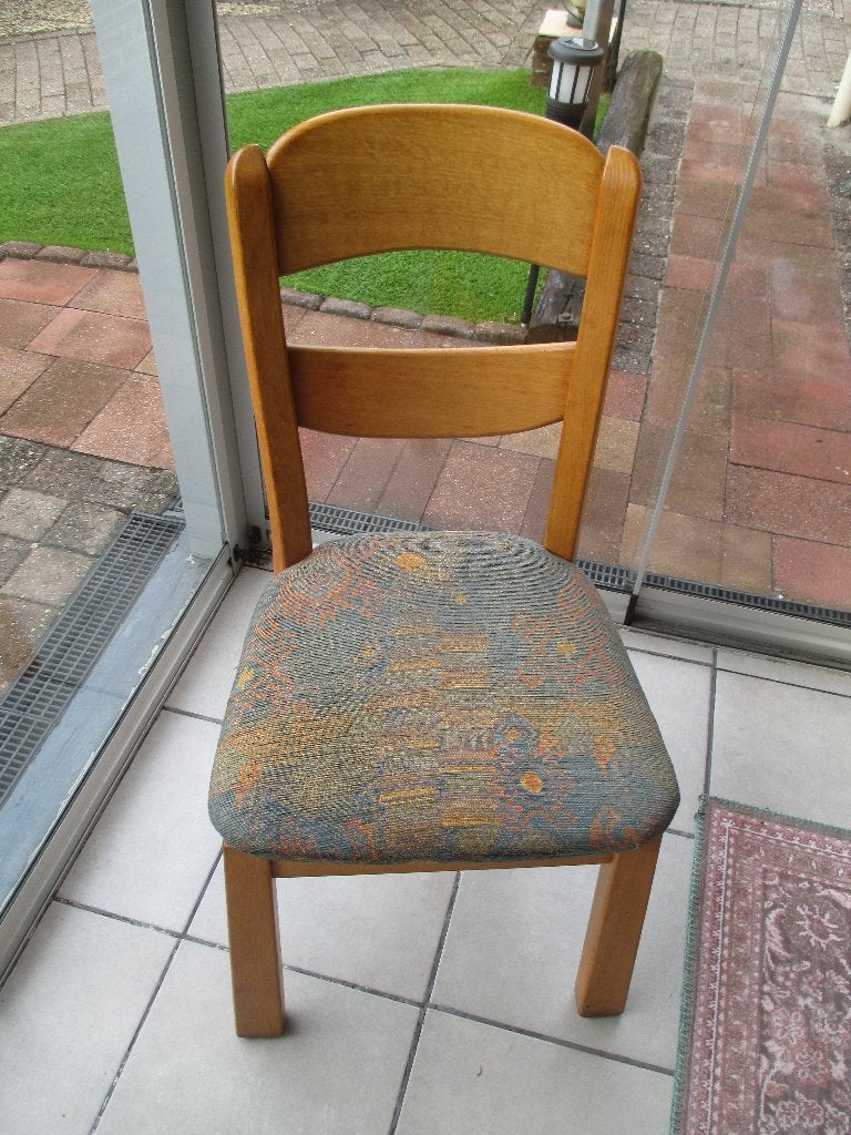 4 Eikenhouten eetkamer stoelen, Ophalen, Gebruikt, Blauw, Vier