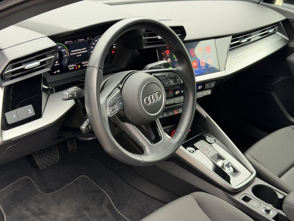 Audi A3 Sportback 40 TFSI e S-line | Camera | Stoelverwarmin, Auto's, Stof, Gebruikt, 4 cilinders, 1535 kg