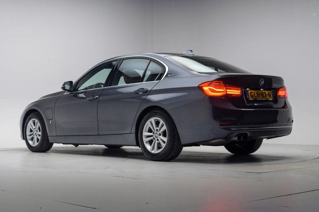 BMW 3-serie 330e High executive [ Navi Clima / ECC Leder PDC, Auto's, BMW, Automaat, 1998 cc, Gebruikt, 4 cilinders
