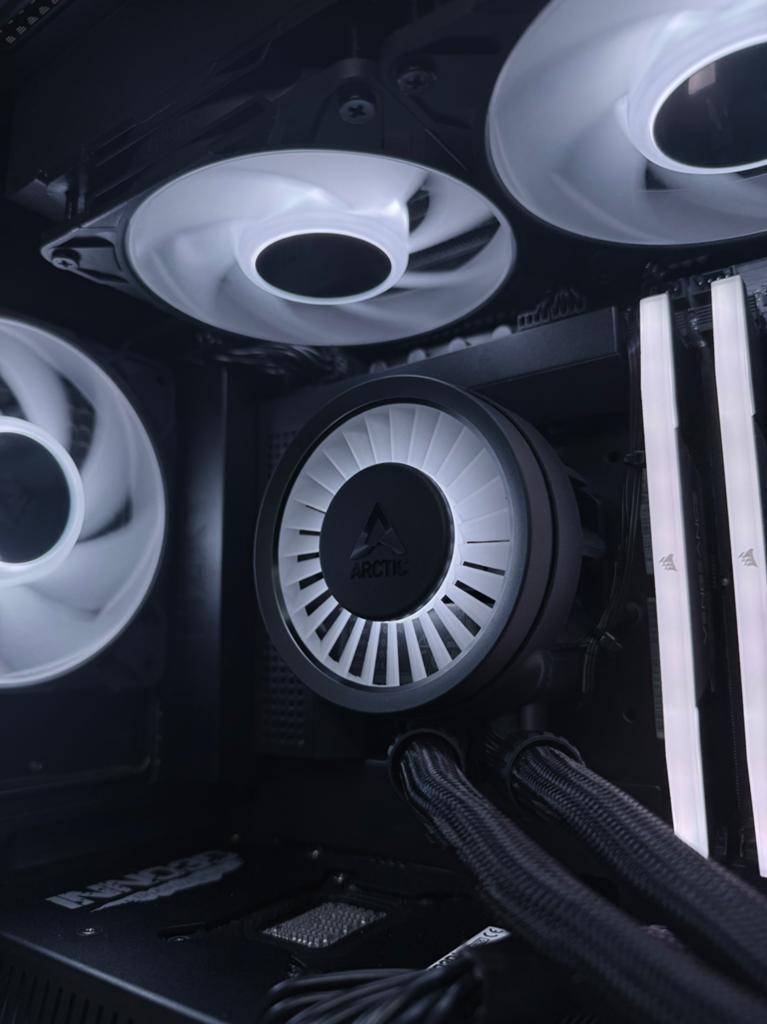 Werk/Streaming pc| i9 14900k | RTX 5080 | 32GB DDR5 | 2TB, Met monitor, RTX 5090 5080 5070 4090 4080 4070 TI super 3090 9060 i9 14900k