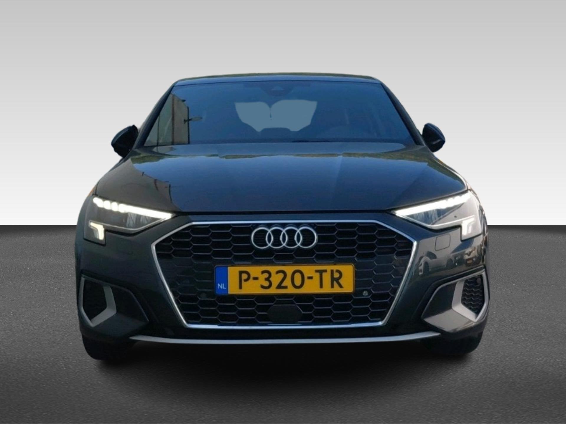 Audi A3 Limousine 30 TFSI Advanced edition, Auto's, Gebruikt, Origineel Nederlands, 19 km/l, 3 cilinders