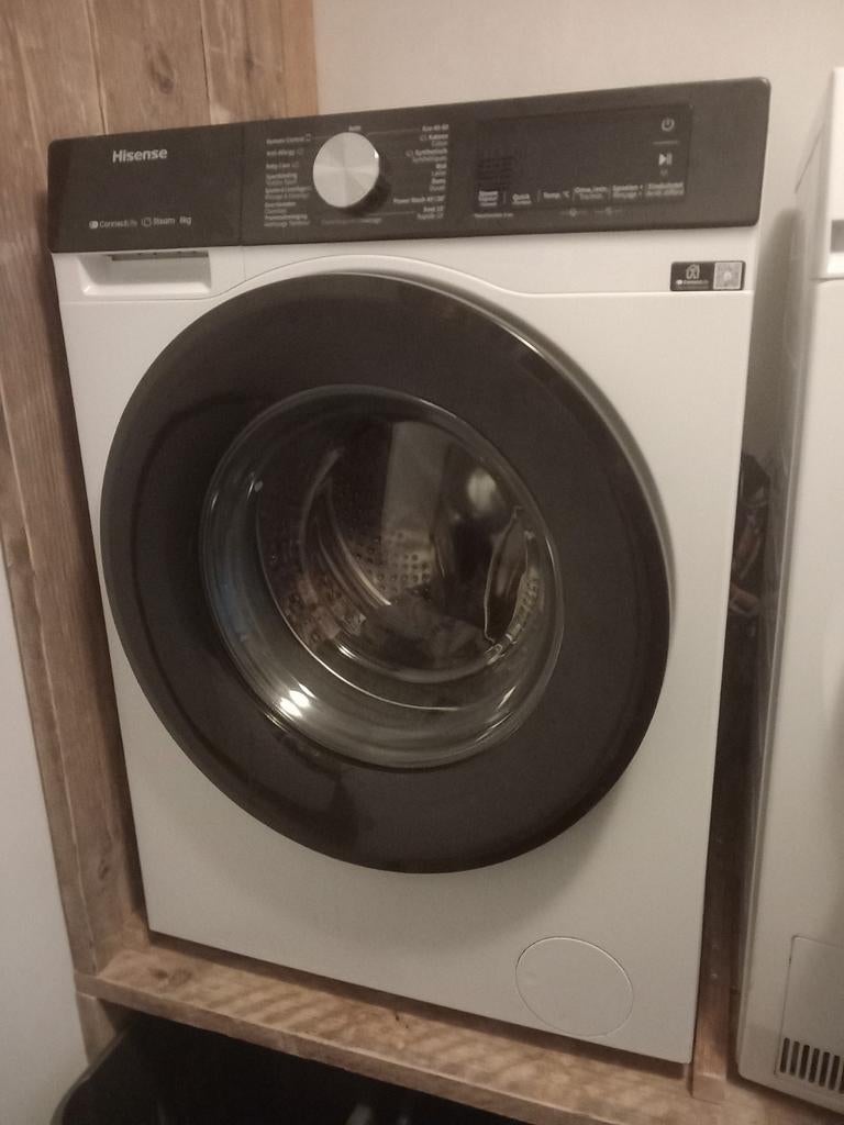 Hisense WFPV8012EM Wasmachine 8kg - Zo goed als nieuw, Ophalen, Zo goed als nieuw, Voorlader, 85 tot 90 cm