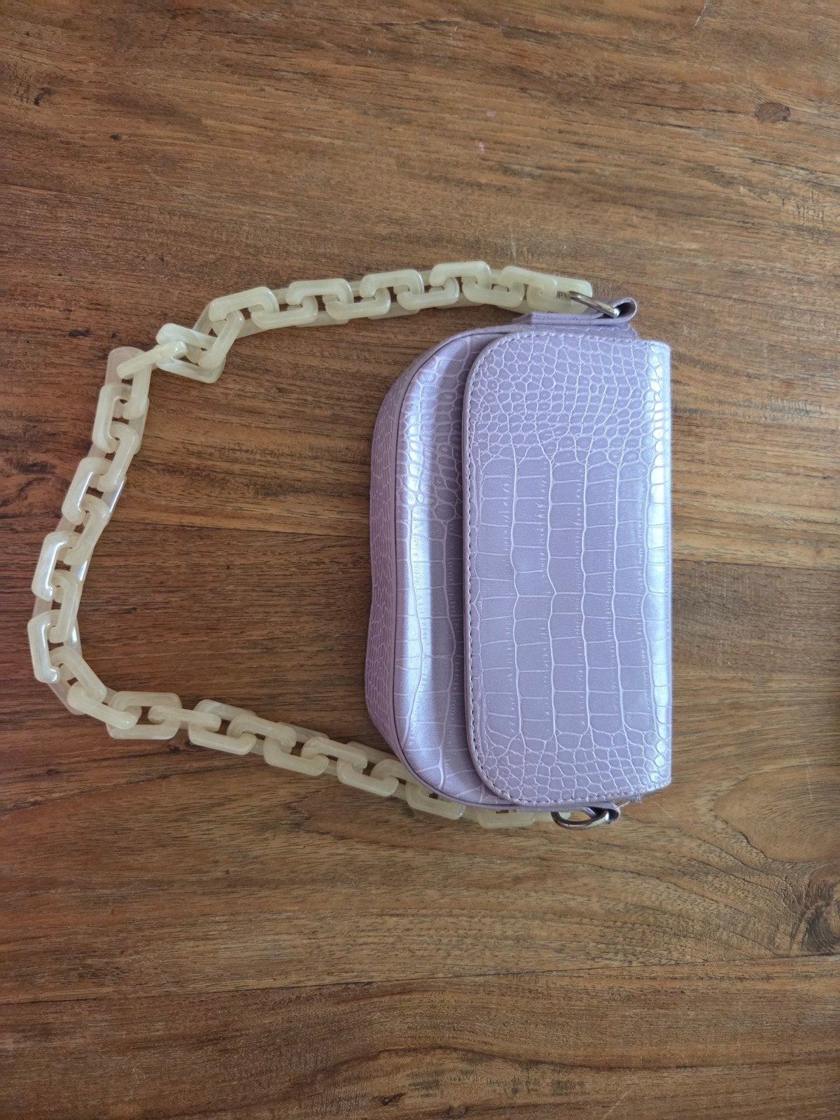 Lila schoudertasje met croco-print en kettinghengsel Shoeby, Ophalen of Verzenden, Gebruikt, Overige kleuren, Handtas
