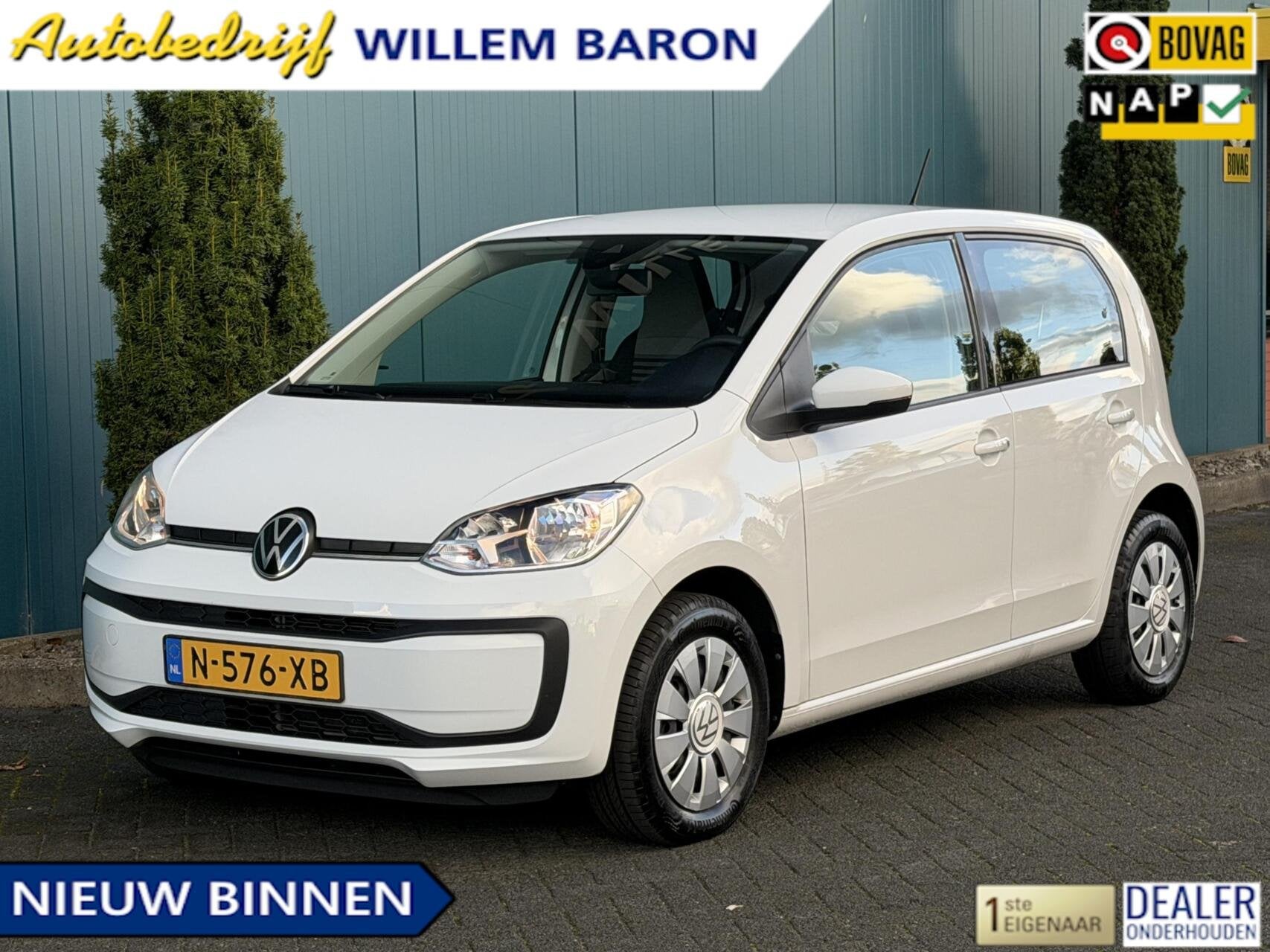 Volkswagen Up! 1.0 AC | BLUETOOTH | DAB | LANE.ASSIST | NAP, Auto's, Dealer onderhouden, Stof, Met garantie (alle), 4 stoelen