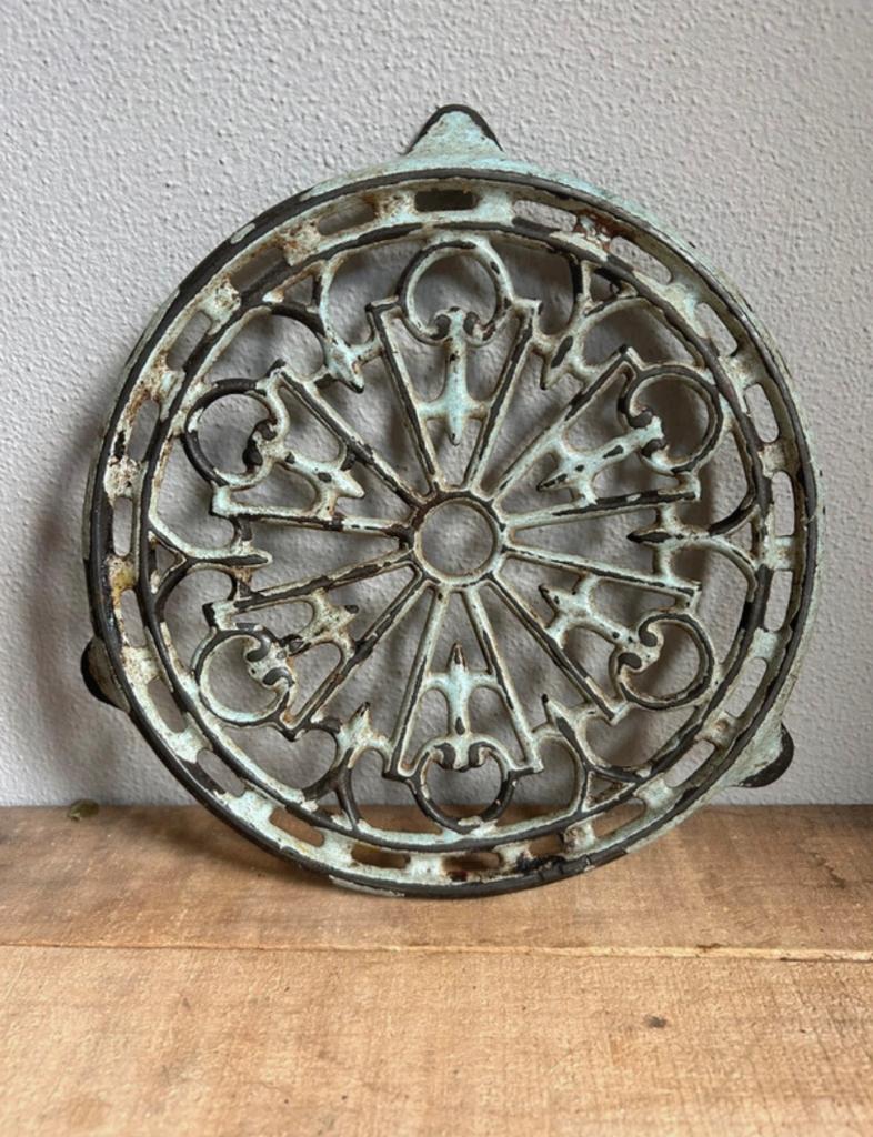 Franse onderzetter met emaille, Antiek en Kunst, Curiosa en Brocante, Ophalen of Verzenden