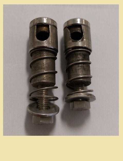 065931A Gebruikte eindfitting div. bedieningskabels. € 3,50, Ophalen of Verzenden, Nieuw, Motor en Techniek